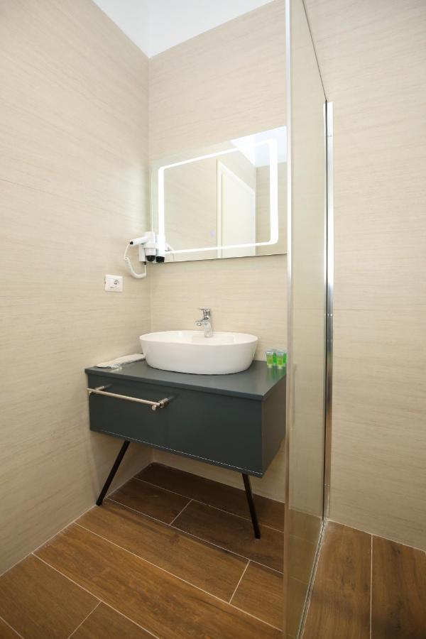 Hotel Amantia Orikum Ngoại thất bức ảnh